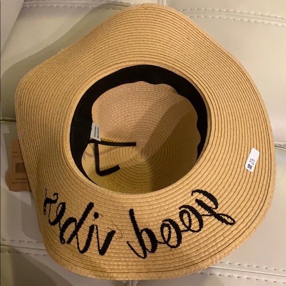 C.C. Brand floppy beach hat - Picture 2 of 5